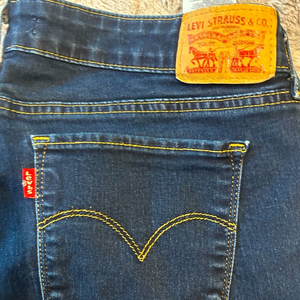 Levi's Blue Jeans Classic Denim with Iconic Stitching